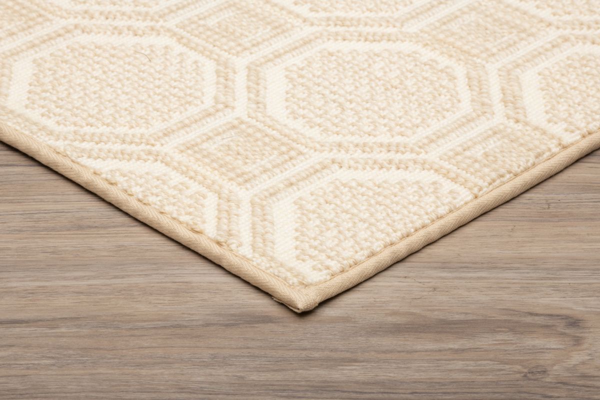 Bay Sand / White